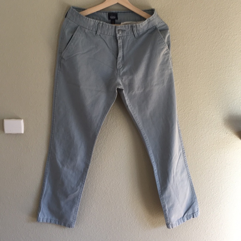 GAP Khaki Light Blue 30